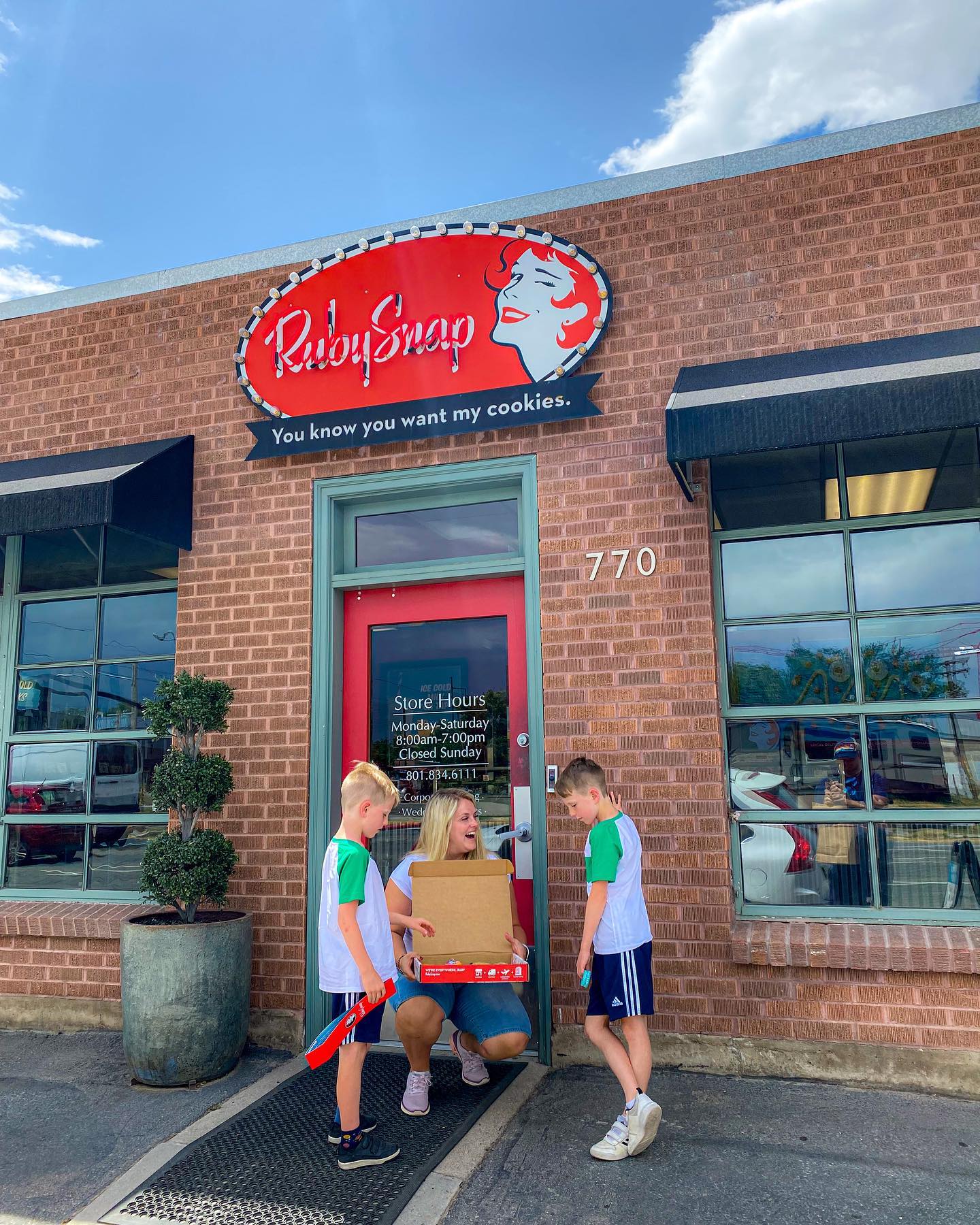 Bangkok Travel Guide: 11 Tips, Tricks and Takeaways - 7 Wayfinders