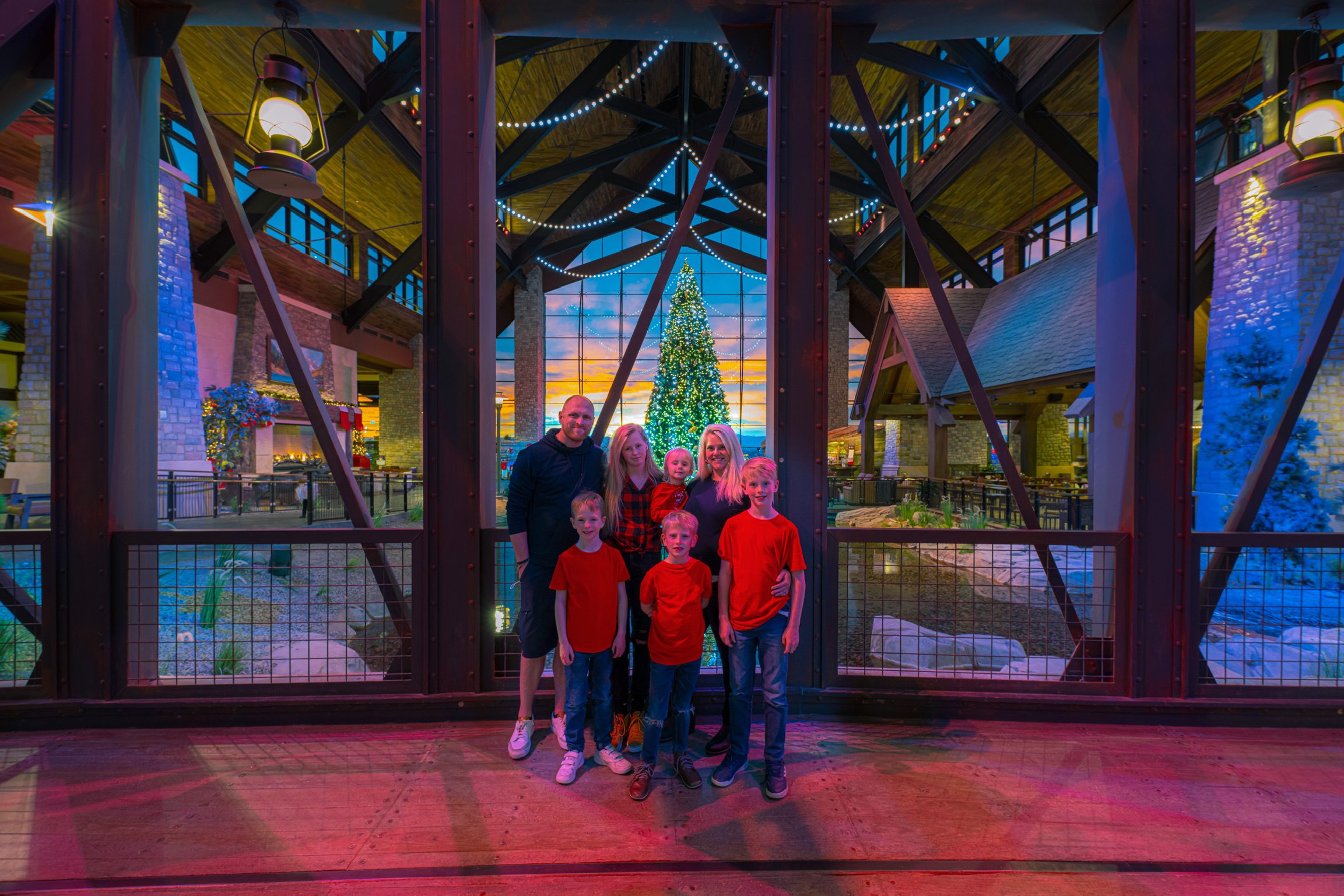 https://7wayfinders.com/wp-content/uploads/2021/12/christmas-staycation-with-kids-at-gaylord-of-the-rockies.jpg