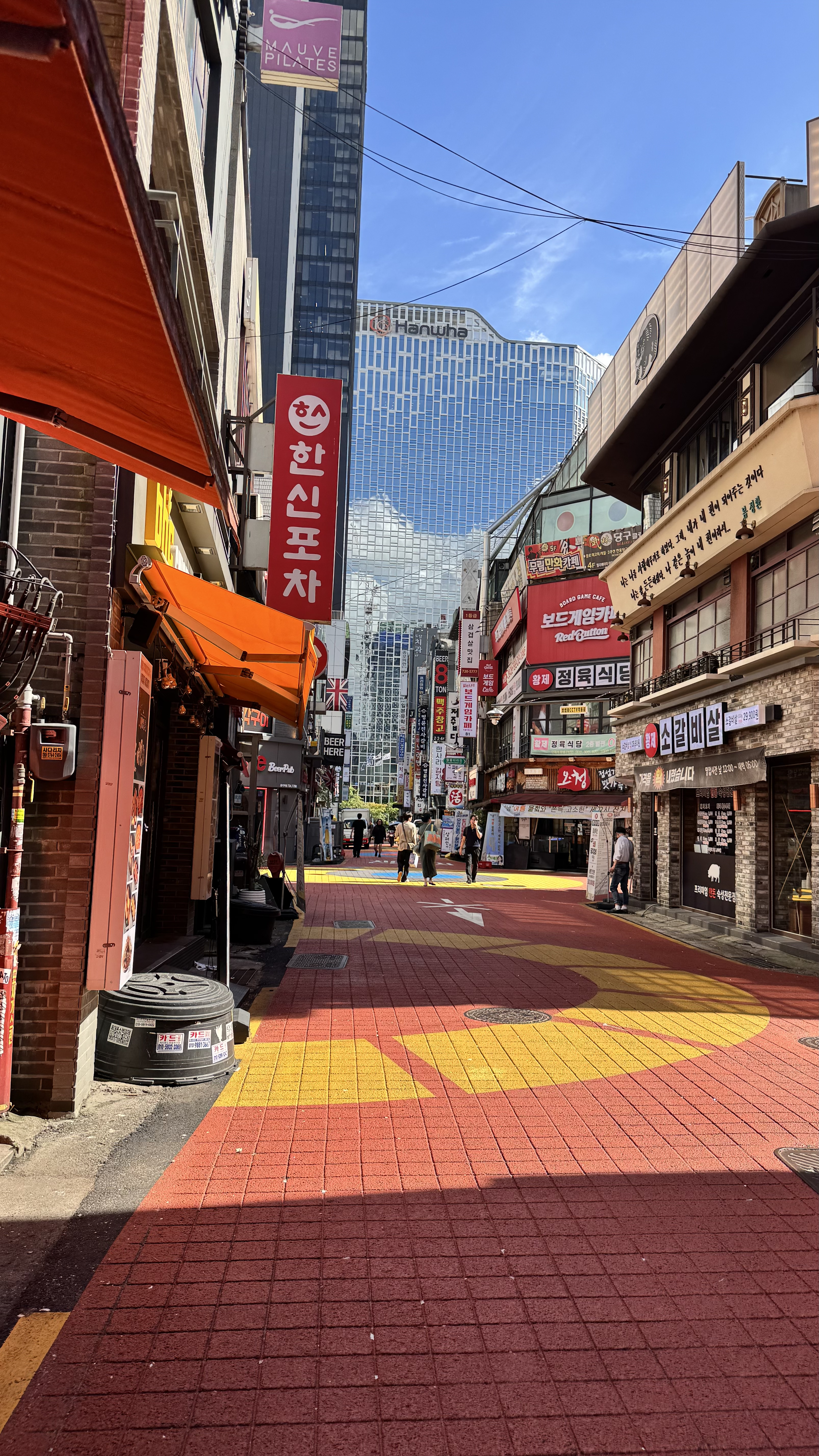 Navigating the streets of Seoul was easy once we got used to the map apps.