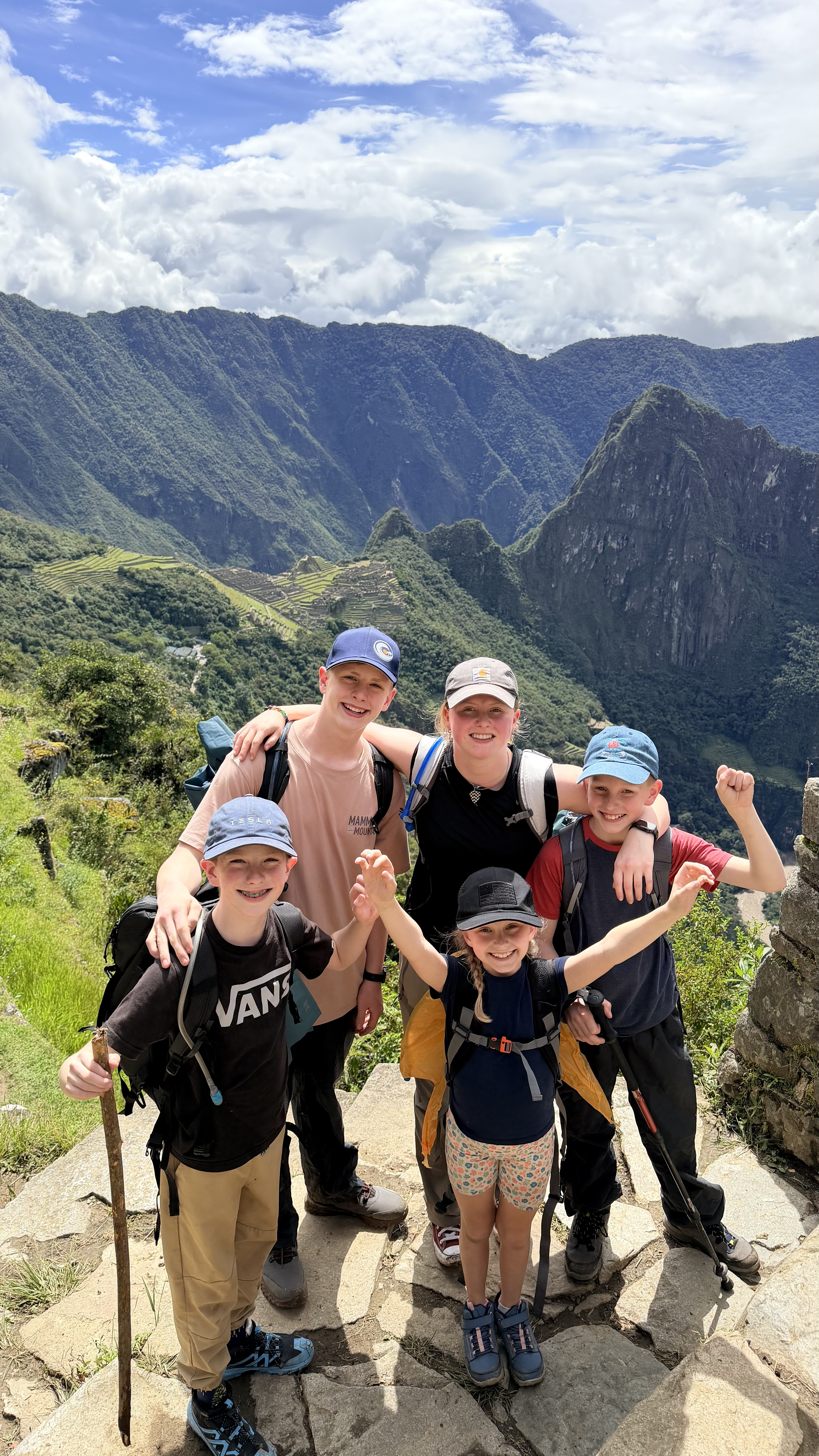 hiking inca trail families peru
