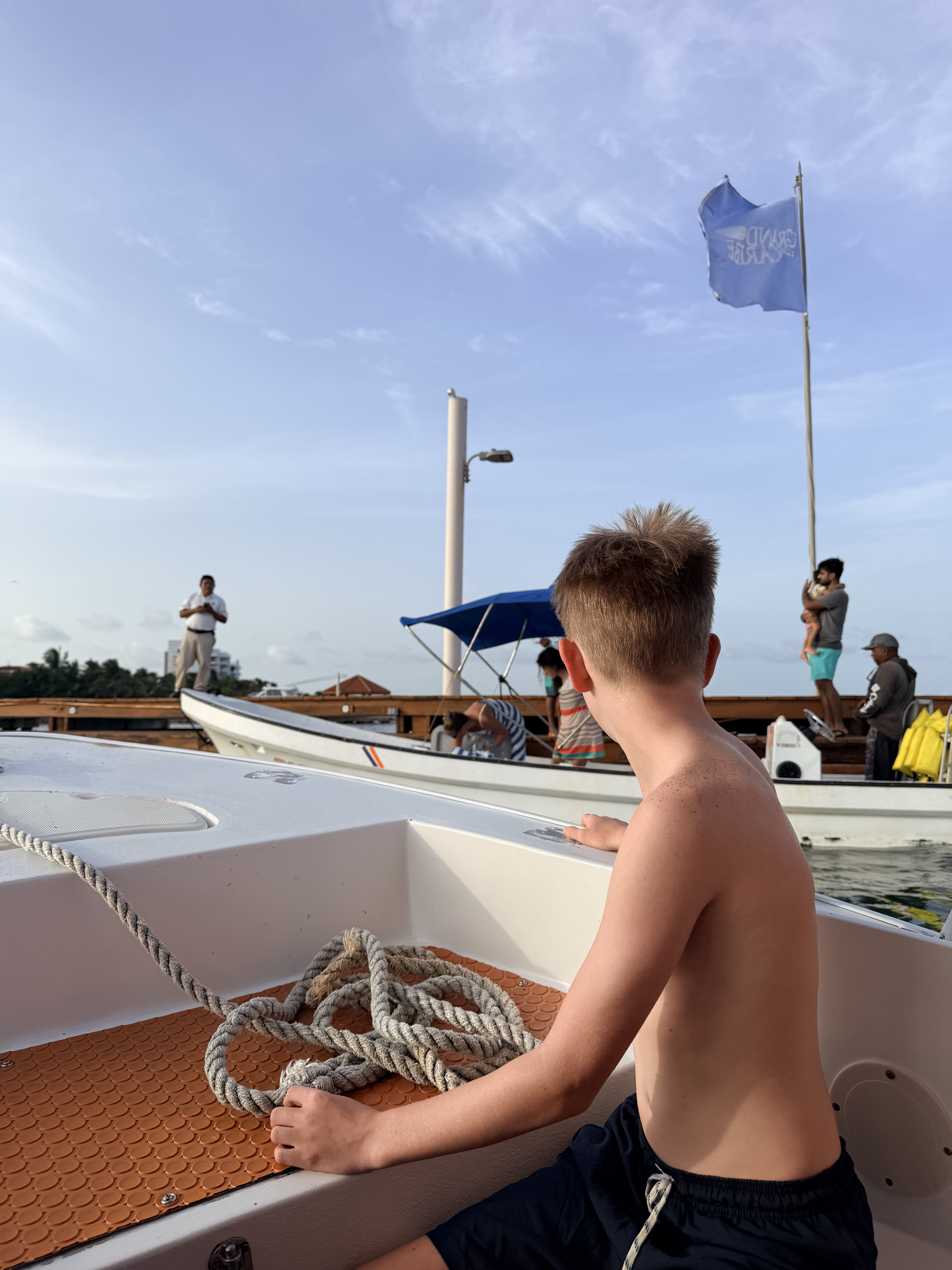 Tours in Grand Caribe Belize for kids snorkeling and kayak