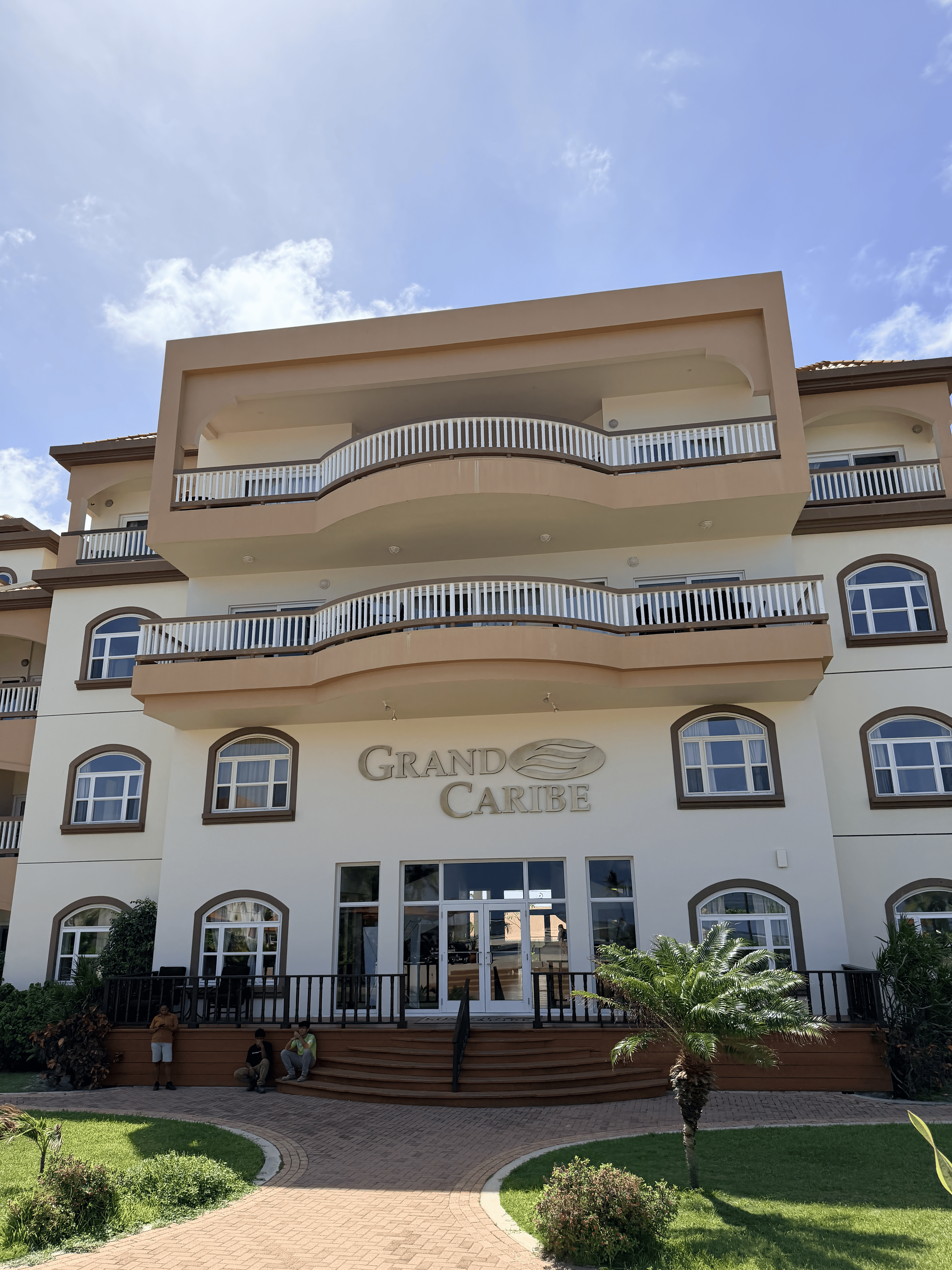 Condo style rooms in grand caribe belize for families with kids